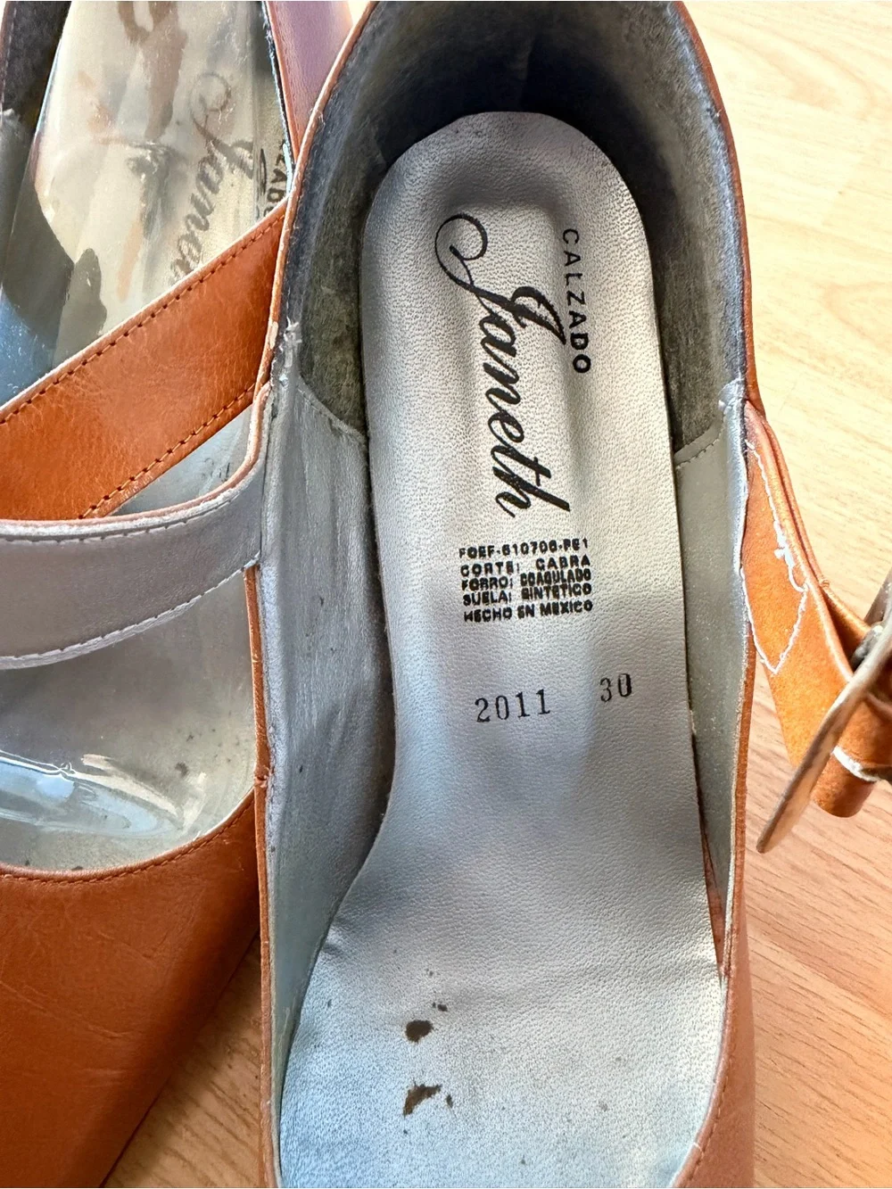 Janeth Brown Leather Pointed Toe Mary Jane Heels Size 6